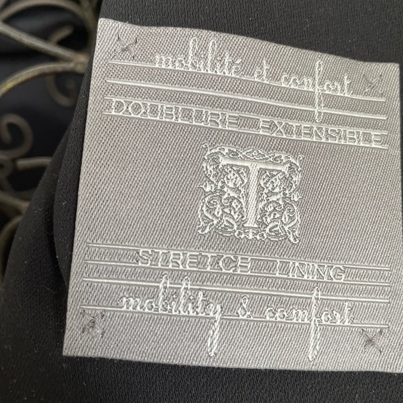 Blazer - Picture 3 of 4